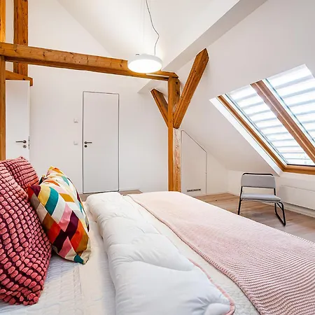 Lägenhet Fantastic Attic With Big Terrace